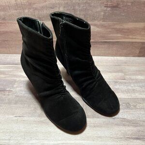 Aerosoles Womens Black Ruched Ankle Boots Size 5M With Side Zipper